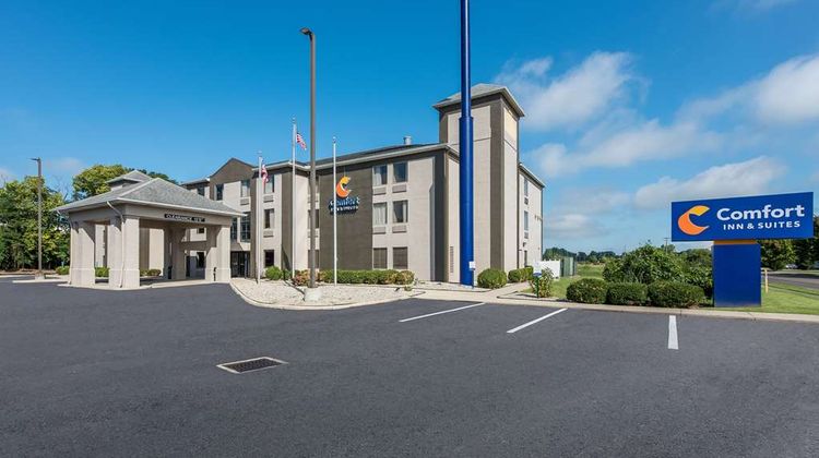 Comfort Inn & Suites Exterior