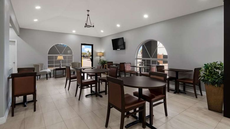 <b>Rodeway Inn & Suites Restaurant</b>. Images powered by <a href="https://iceportal.shijigroup.com/" title="IcePortal" target="_blank">IcePortal</a>.