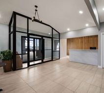 Rodeway Inn & Suites Lobby