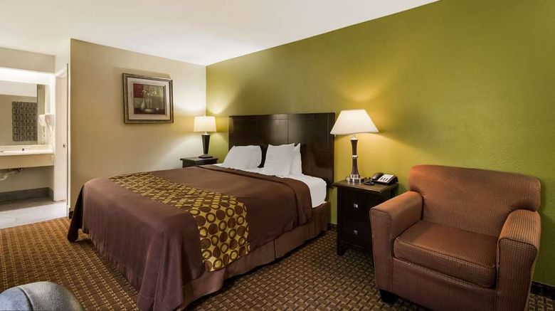 <b>Rodeway Inn & Suites Room</b>. Images powered by <a href="https://iceportal.shijigroup.com/" title="IcePortal" target="_blank">IcePortal</a>.