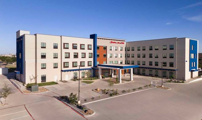 Hampton Inn and Suites Amarillo Exterior