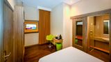 Super 8 by Wyndham Solo Indonesia Room