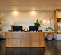 Pinctada Hotel Lobby