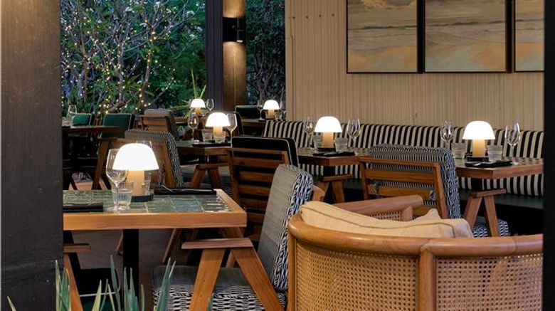 <b>Pinctada Hotel Restaurant</b>. Images powered by <a href="https://iceportal.shijigroup.com/" title="IcePortal" target="_blank">IcePortal</a>.