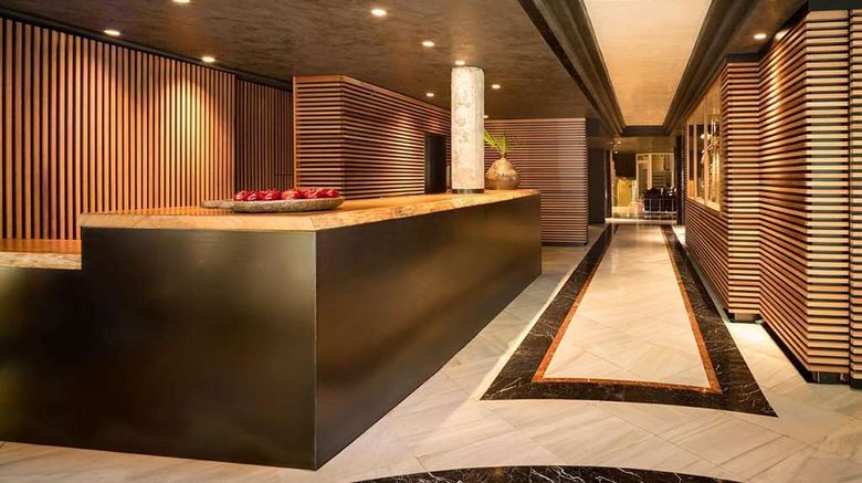 <b>Hotel Balmes Lobby</b>. Images powered by <a href="https://iceportal.shijigroup.com/" title="IcePortal" target="_blank">IcePortal</a>.