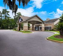 MainStay Suites Savannah Exterior