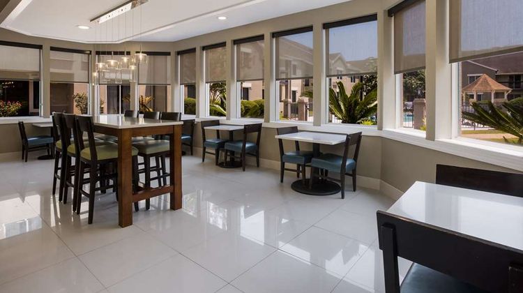 MainStay Suites Savannah Restaurant