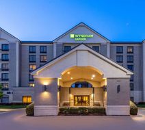 Wyndham Garden Kansas City Airport Exterior