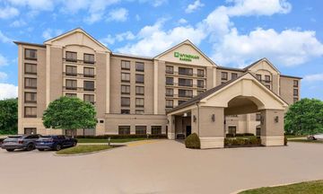 Wyndham Garden Kansas City Airport