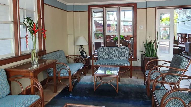 Cara Lodge Lobby
