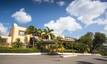 Cara Hotels Pap Trinidad