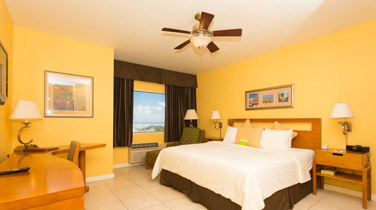 Cara Hotels Pap Trinidad Room