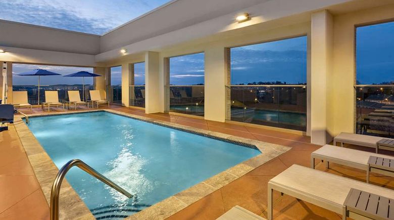<b>Hilton Garden Inn Nashville West End Ave Pool</b>. Images powered by <a href="https://iceportal.shijigroup.com/" title="IcePortal" target="_blank">IcePortal</a>.