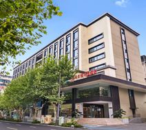 Hilton Garden Inn Chengdu Kuanzhai Alley Exterior