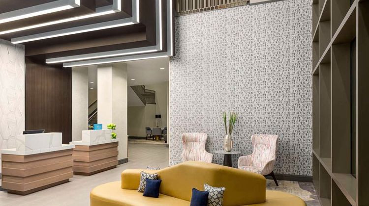 Home2 Suites by Hilton West End Avenue Lobby