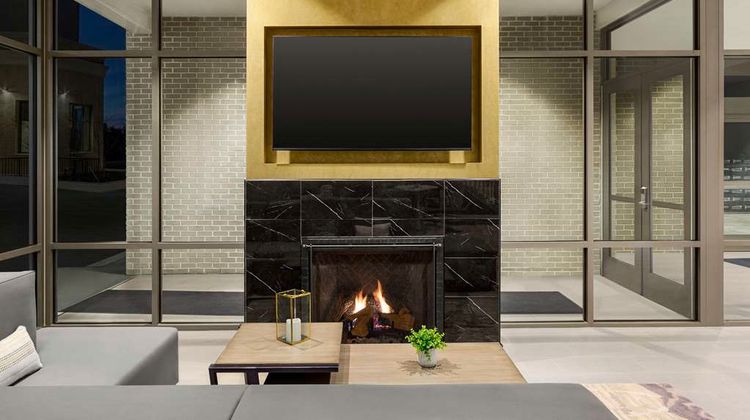 Home2 Suites by Hilton West End Avenue Lobby