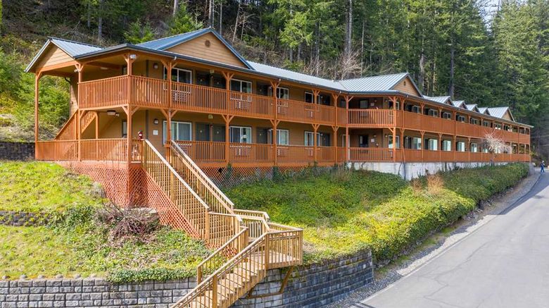 <b>Carson Hot Springs Resort Exterior</b>. Images powered by <a href="https://iceportal.shijigroup.com/" title="IcePortal" target="_blank">IcePortal</a>.