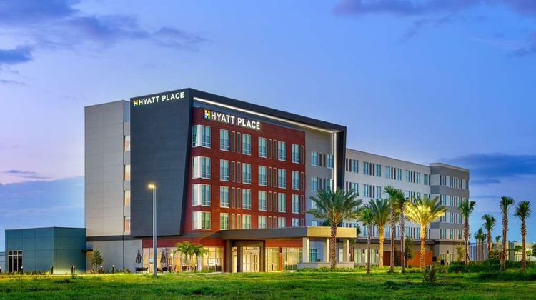 Hyatt Place Melbourne Airport Exterior