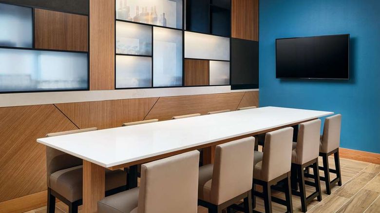<b>Hyatt Place Melbourne Airport Lobby</b>. Images powered by <a href="https://iceportal.shijigroup.com/" title="IcePortal" target="_blank">IcePortal</a>.