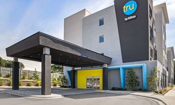Tru by Hilton Gastonia