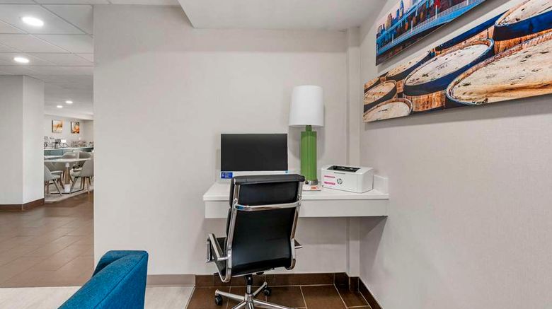 <b>Comfort Inn Other</b>. Images powered by <a href="https://iceportal.shijigroup.com/" title="IcePortal" target="_blank">IcePortal</a>.