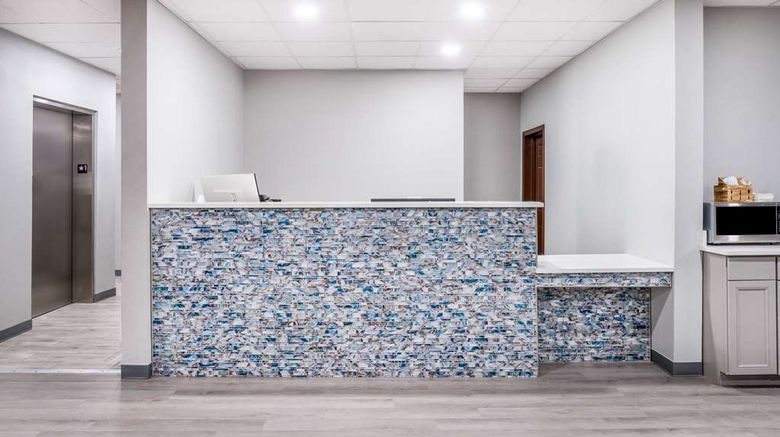 <b>Baymont by Wyndham Carlsbad Lobby</b>. Images powered by <a href="https://iceportal.shijigroup.com/" title="IcePortal" target="_blank">IcePortal</a>.