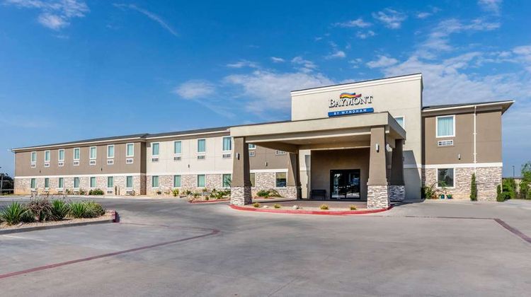 Baymont by Wyndham Carlsbad Exterior