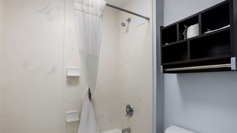 <b>Suburban Studios Room</b>. Images powered by <a href="https://iceportal.shijigroup.com/" title="IcePortal" target="_blank">IcePortal</a>.