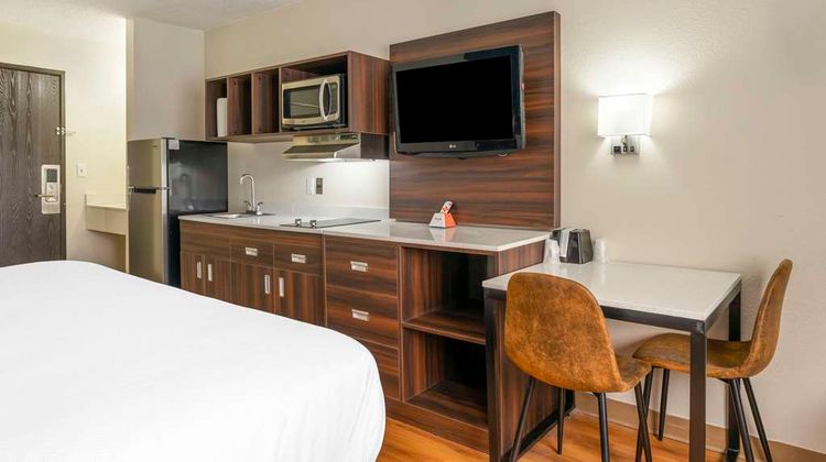 Suburban Studios LaVale - Cumberland Room