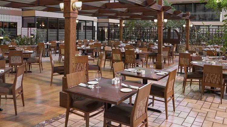 Wyndham Edmonton Hotel & Conference Cntr Restaurant