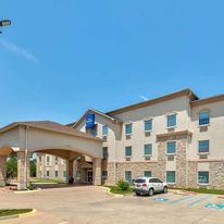 Baymont Inn & Suites Glen Rose