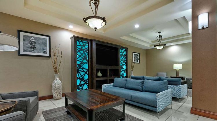 Baymont Inn & Suites Glen Rose Lobby
