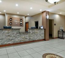 Baymont Inn & Suites Glen Rose Lobby
