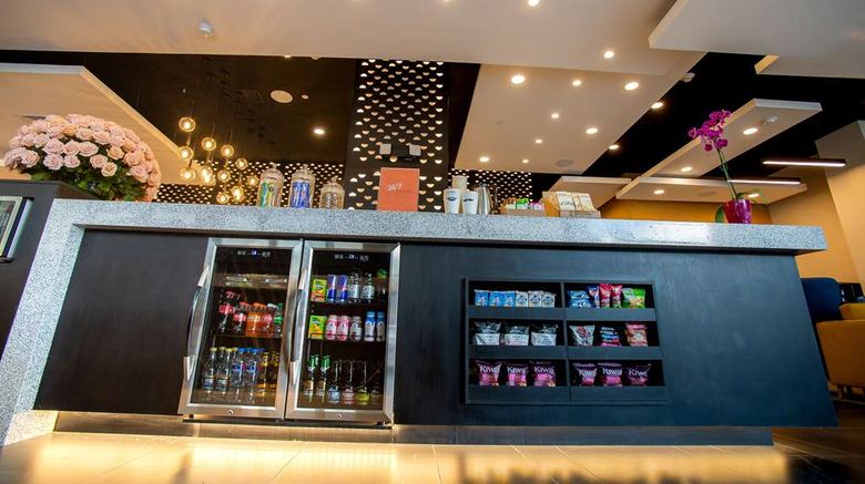 <b>Hampton by Hilton Quito La Carolina Park Restaurant</b>. Images powered by <a href="https://iceportal.shijigroup.com/" title="IcePortal" target="_blank">IcePortal</a>.
