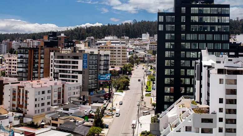 <b>Hampton by Hilton Quito La Carolina Park Exterior</b>. Images powered by <a href="https://iceportal.shijigroup.com/" title="IcePortal" target="_blank">IcePortal</a>.