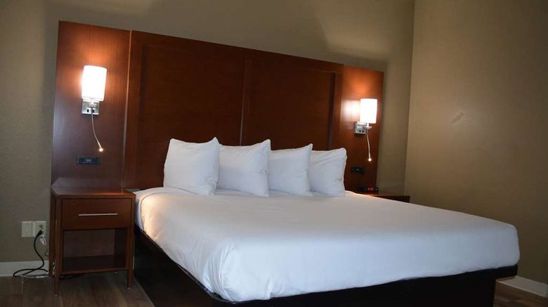 <b>Wingate by Wyndham College Station Room</b>. Images powered by <a href="https://iceportal.shijigroup.com/" title="IcePortal" target="_blank">IcePortal</a>.