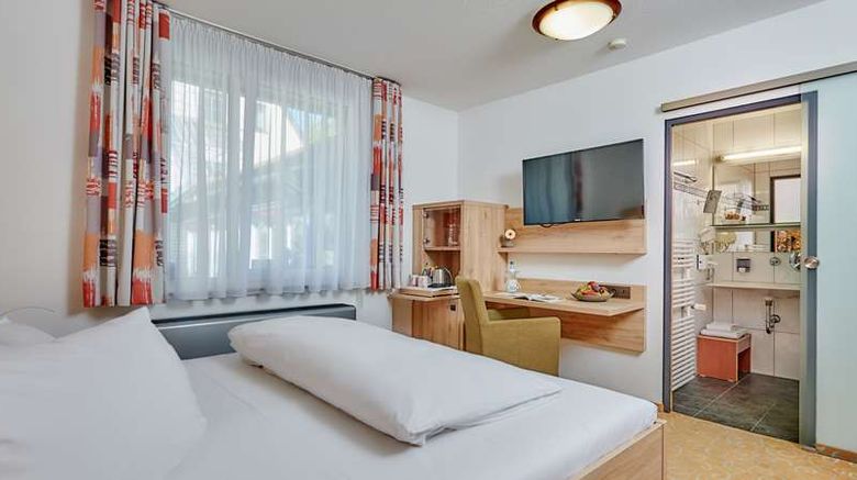 <b>Ringhotel Gasthof Hasen Room</b>. Images powered by <a href="https://iceportal.shijigroup.com/" title="IcePortal" target="_blank">IcePortal</a>.