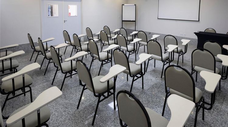 Tulip Inn Vila Velha Meeting