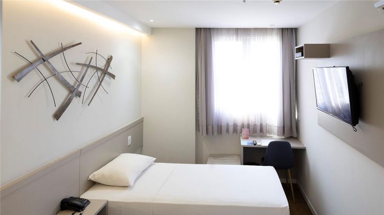 Tulip Inn Vila Velha Room