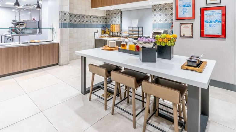 <b>Hilton Garden Inn Trinidad Downtown Restaurant</b>. Images powered by <a href="https://iceportal.shijigroup.com/" title="IcePortal" target="_blank">IcePortal</a>.