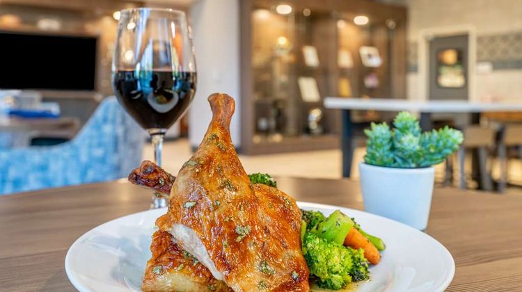 Hilton Garden Inn Trinidad Downtown Restaurant