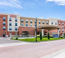 Hilton Garden Inn Trinidad Downtown Exterior