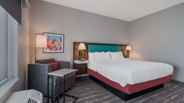 Hampton Inn by Hilton Williams Room