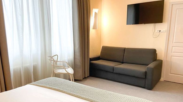 <b>Le Sevigne, Sure Hotel Collection by BW Room</b>. Images powered by <a href="https://iceportal.shijigroup.com/" title="IcePortal" target="_blank">IcePortal</a>.