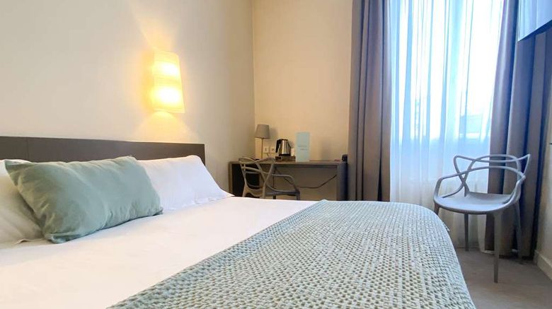 <b>Le Sevigne, Sure Hotel Collection by BW Room</b>. Images powered by <a href="https://iceportal.shijigroup.com/" title="IcePortal" target="_blank">IcePortal</a>.