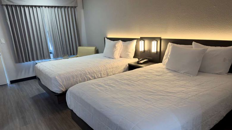 <b>Baymont by Wyndham Rock Hill Room</b>. Images powered by <a href="https://iceportal.shijigroup.com/" title="IcePortal" target="_blank">IcePortal</a>.
