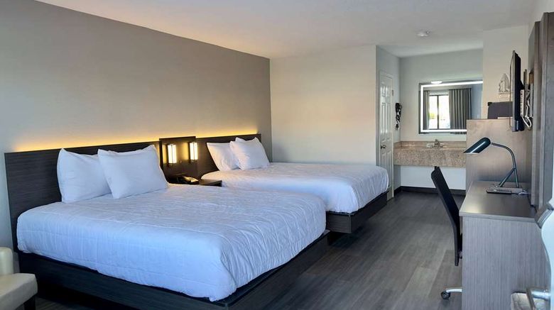 <b>Baymont by Wyndham Rock Hill Room</b>. Images powered by <a href="https://iceportal.shijigroup.com/" title="IcePortal" target="_blank">IcePortal</a>.