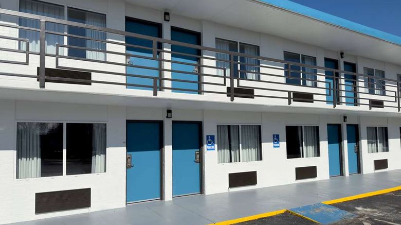 <b>Baymont by Wyndham Rock Hill Exterior</b>. Images powered by <a href="https://iceportal.shijigroup.com/" title="IcePortal" target="_blank">IcePortal</a>.