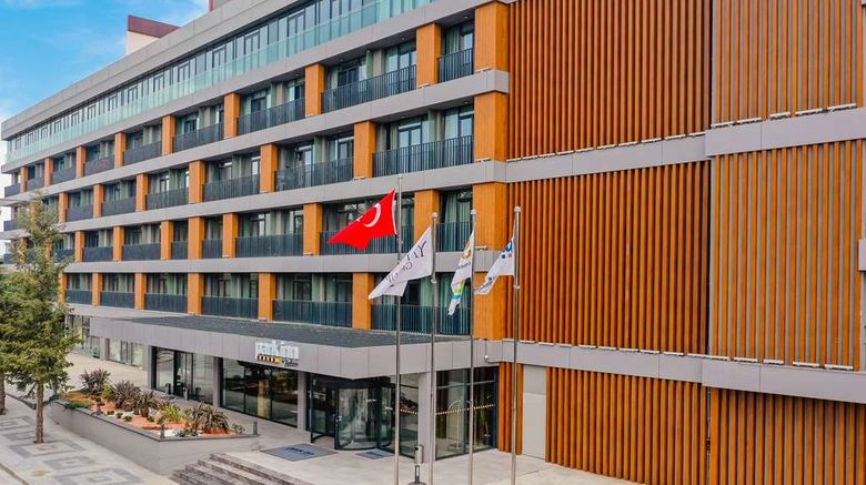 <b>Park Inn by Radisson Yalova City Center Exterior</b>. Images powered by <a href="https://iceportal.shijigroup.com/" title="IcePortal" target="_blank">IcePortal</a>.
