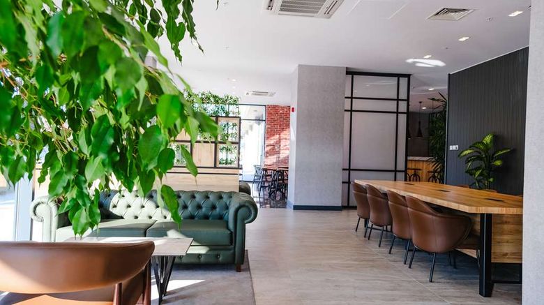 <b>Park Inn by Radisson Yalova City Center Lobby</b>. Images powered by <a href="https://iceportal.shijigroup.com/" title="IcePortal" target="_blank">IcePortal</a>.